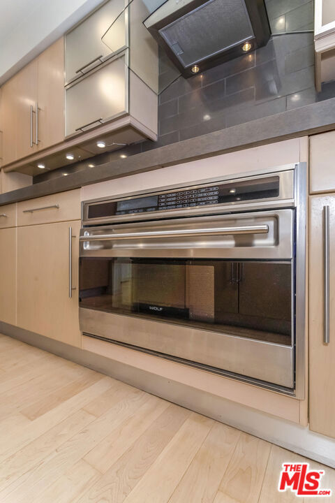 1221 N Kings Road, West Hollywood CA: https://media.crmls.org/mediaz/70654d05-bd99-47e4-9768-ea6256e7fc54.jpg