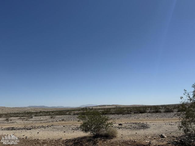 0 29 Palms Hwy, 29 Palms CA: https://media.crmls.org/mediaz/7065c4d0-9f16-49fb-9510-5e0bf964be2f.jpg
