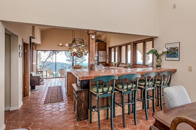 16420 Soda Springs Road, Los Gatos CA: https://media.crmls.org/mediaz/70678a16-be8a-4628-97c6-ef9b5f1b8d3c.jpg