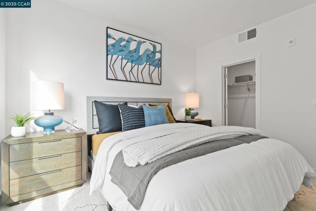 27276 Cosmo Ct, Hayward CA: https://media.crmls.org/mediaz/70691a73-484b-435d-940a-4e6994d0c5f9.jpg