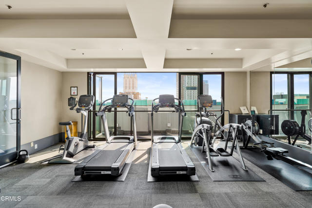 849 S Broadway, Los Angeles CA: https://media.crmls.org/mediaz/7069baf6-5b87-47d6-bc2d-1071fe99464b.jpg
