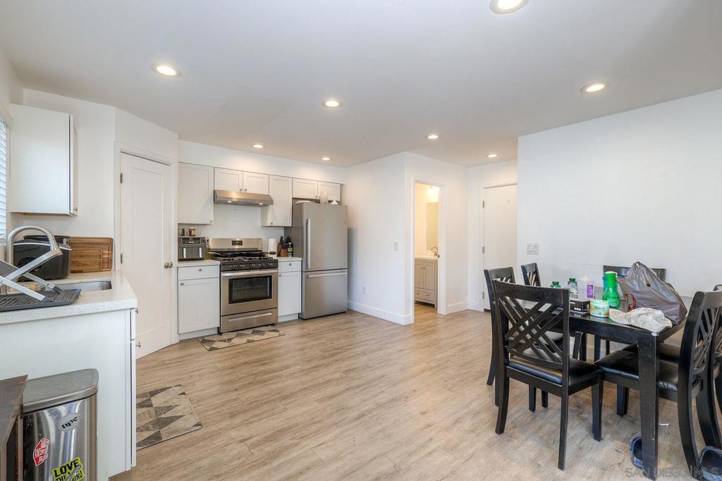 MLS #250036919SD image #16