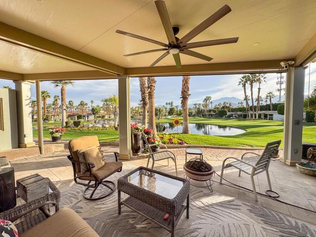 80394 Avenue 48, Indio CA: https://media.crmls.org/mediaz/7069d6b3-9d19-48b2-b96b-2e27f1d208d7.jpg