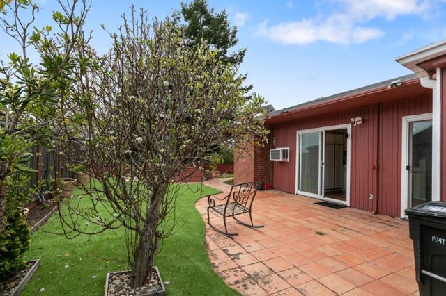 1708 Yorktown Road, San Mateo CA: https://media.crmls.org/mediaz/706a2872-295a-4bc3-8135-e3551de872db.jpg