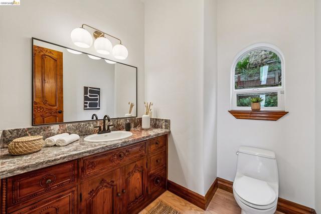 Image 55 of 60 For 33 Somerset Rd