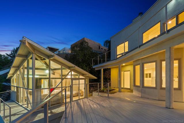 10595 Russell Road, La Mesa CA: https://media.crmls.org/mediaz/706c79f9-26e4-4e73-a7d8-7fe6c8c16e13.jpg