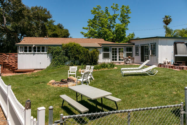 250 Verde Oak Drive, Oak View CA: https://media.crmls.org/mediaz/706c8c72-03c0-4af9-b9db-d315929974f6.jpg