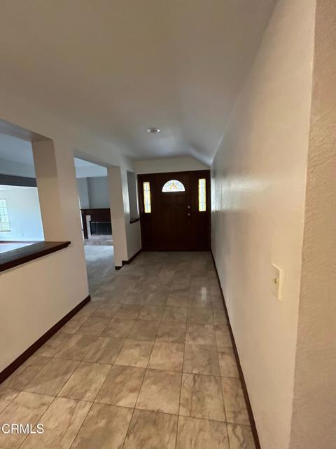 Detail Gallery Image 5 of 13 For 2201 Firestone Ct, Oxnard,  CA 93036 - 3 Beds | 2 Baths