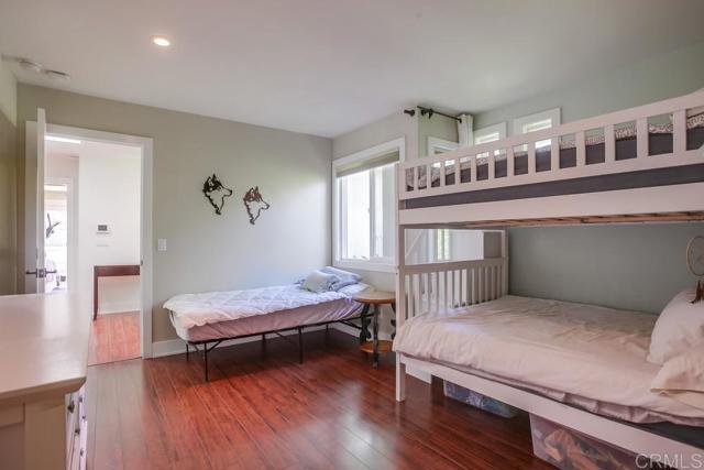Detail Gallery Image 35 of 55 For 907 Poppy Lane, Carlsbad,  CA 92011 - 4 Beds | 4 Baths