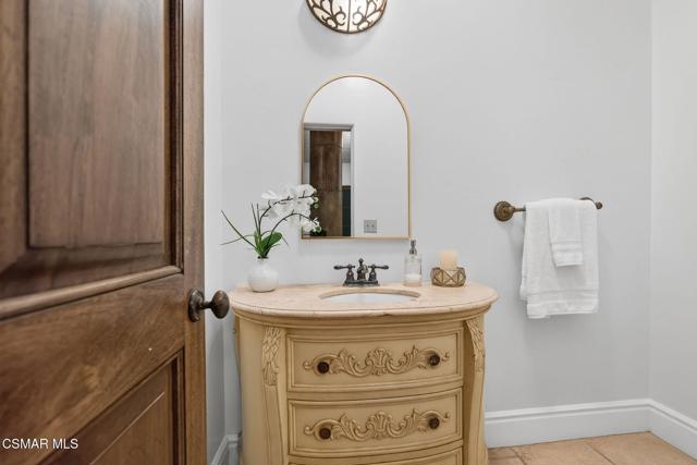 1560 Goodenough Road, Fillmore CA: https://media.crmls.org/mediaz/706e0327-d552-444c-9251-8666209a76ba.jpg