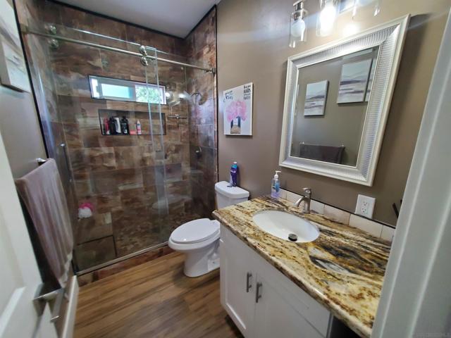 4716 S Mission Rd, Fallbrook CA: https://media.crmls.org/mediaz/706e2fae-0aa7-4eef-9541-4efa88775828.jpg