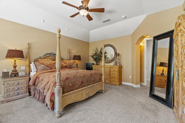 Image 27 of 79 For 1405 Lakeview Court
