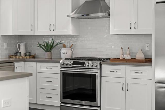 839 Banbury Lane, Millbrae CA: https://media.crmls.org/mediaz/70702cc0-b0bf-4658-9987-69c962f6f3cd.jpg