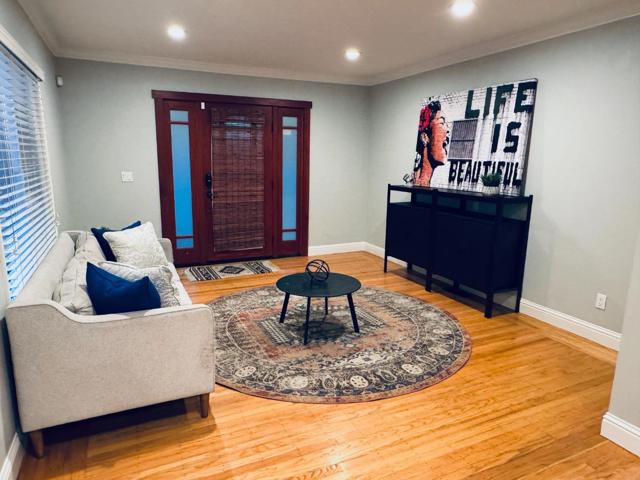 10181020 Bancroft Way, Berkeley CA: https://media.crmls.org/mediaz/7070ca1d-b7a8-4532-a710-d70274226b0a.jpg