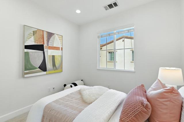 541 Holthouse Terrace, Sunnyvale CA: https://media.crmls.org/mediaz/70716ca2-5bb9-43c5-a05c-a57feee1b9bc.jpg