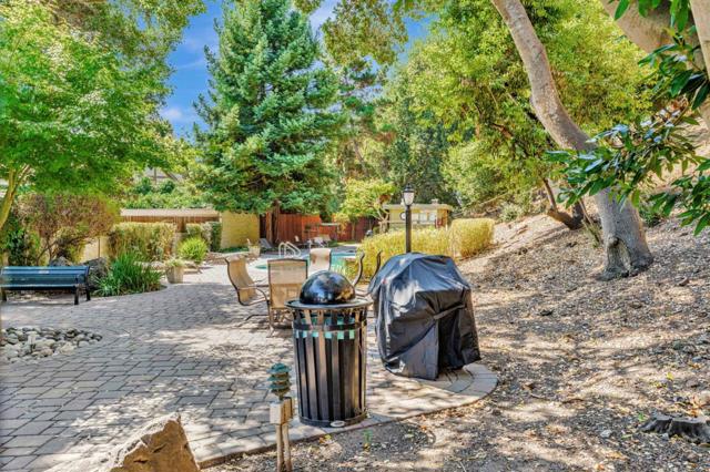 177 N El Camino Real, San Mateo CA: https://media.crmls.org/mediaz/70725cd2-ff63-4245-9869-832f9dbfee30.jpg