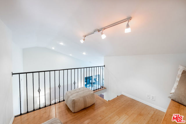 8919 Moorcroft Avenue, West Hills CA: https://media.crmls.org/mediaz/7072a4b7-78f9-45d2-8e9e-631eee70bf24.jpg