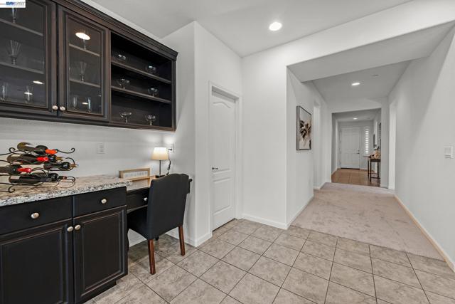 Image 15 of 34 For 8219 Brookhaven Cir