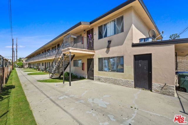 Image 4 of 13 For 4502 Elizabeth Street