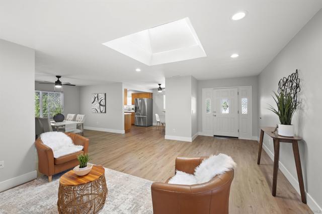 5273 Lewison Pl, San Diego CA: https://media.crmls.org/mediaz/7075d724-0fb1-4fcb-8f8b-92431612392f.jpg
