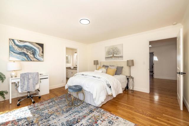 75 Eugenia Way, Hillsborough CA: https://media.crmls.org/mediaz/70766c02-ea27-418b-bcbe-e33ba3ee799e.jpg