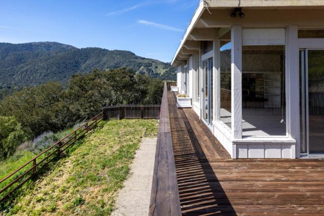 233 Vista Verde, Carmel Valley CA: https://media.crmls.org/mediaz/70777212-2b31-47c5-aad8-ca2e920400d9.jpg