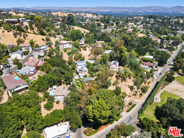 4525 Canoga Avenue, Woodland Hills, California 91364, 2 Bedrooms Bedrooms, ,1 BathroomBathrooms,Single Family Residence,For Sale,Canoga,24405657