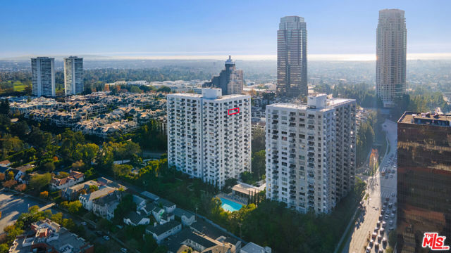 2170 Century Park East, Los Angeles CA: https://media.crmls.org/mediaz/7078f858-e766-49af-bea1-4028c04c26bc.jpg