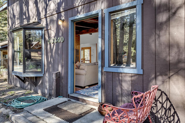 53340 Idyllbrook Drive, Idyllwild CA: https://media.crmls.org/mediaz/707988c2-aa75-41dc-bd72-70506dafd130.jpg