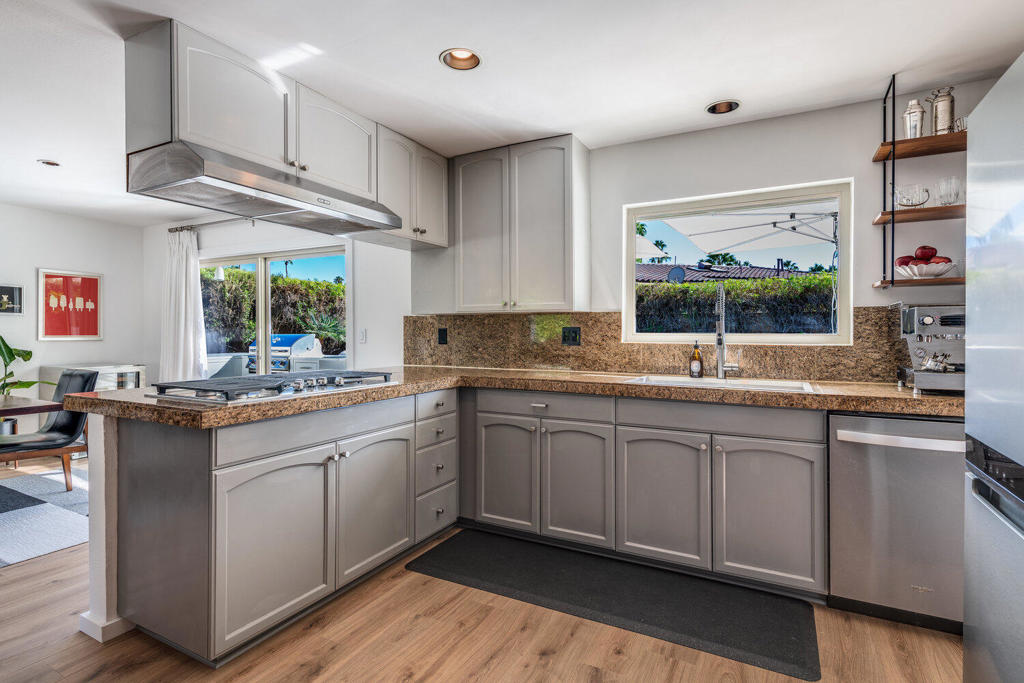 MLS #219137997DA image #17