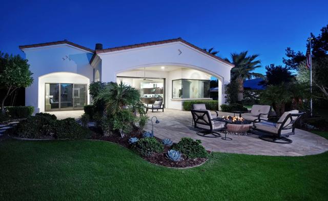 76054 Via Saturnia, Indian Wells CA: https://media.crmls.org/mediaz/707b20ad-1d4c-40c6-95fd-d6d9a6436331.jpg