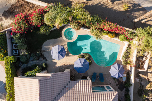 78970 Del Monte Court, La Quinta CA: https://media.crmls.org/mediaz/707b3858-efd5-48e0-aa99-3fe5dc7bb42b.jpg