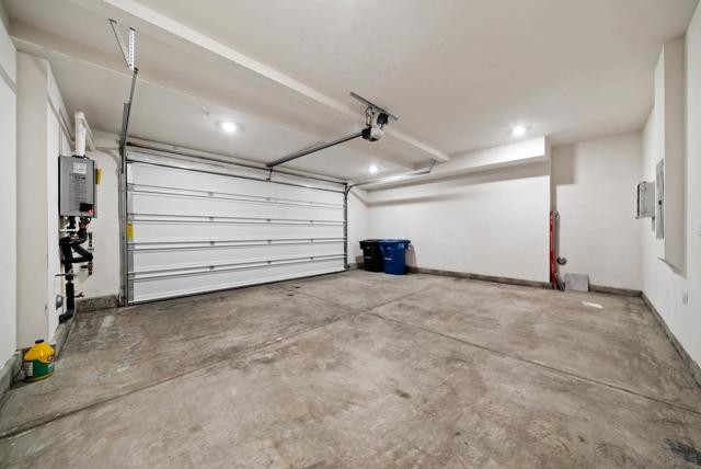 1956 Infinity Lane, Chula Vista CA: https://media.crmls.org/mediaz/707bb409-4193-4e62-9bdb-c32434a93d50.jpg