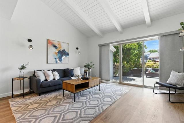 588 Marlin Court, Redwood City CA: https://media.crmls.org/mediaz/707c26d5-73ec-45e5-be98-a2b8d1091922.jpg