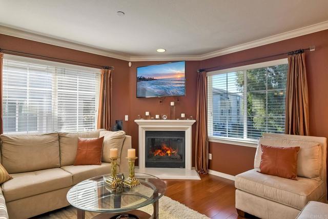 4031 Aidan Cir, Carlsbad CA: https://media.crmls.org/mediaz/707c44fc-68ac-43b8-aa86-43b9f00cb5c6.jpg
