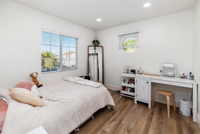 Detail Gallery Image 26 of 44 For 6443 Amethyst Way, Carlsbad,  CA 92011 - 4 Beds | 2/1 Baths