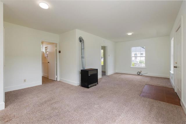 723 Pine Street, Santa Cruz CA: https://media.crmls.org/mediaz/707c8c0f-073c-47f8-aa13-8fcf113873b6.jpg