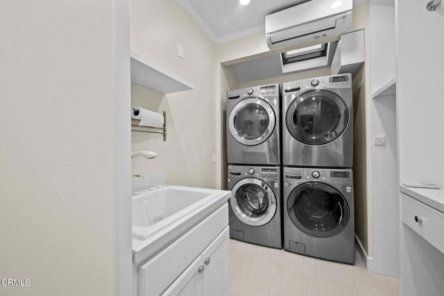 Detail Gallery Image 22 of 73 For 3263 New York Dr, Pasadena,  CA 91107 - 7 Beds | 5/1 Baths