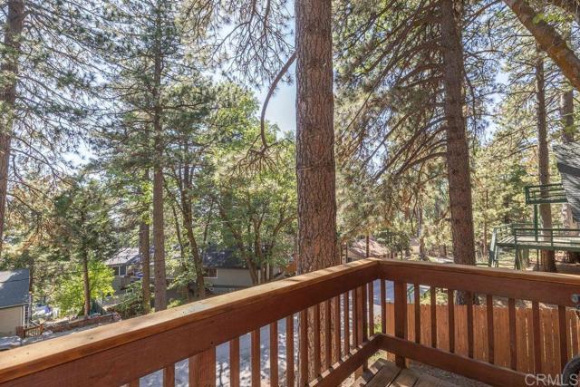 Detail Gallery Image 11 of 40 For 31450 Oceanview Drive, Running Springs,  CA 92382 - 3 Beds | 2 Baths