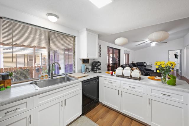 47685 Prado Way Way, Indio CA: https://media.crmls.org/mediaz/70803a9c-5608-45c9-9ff6-5ff3e0bed86c.jpg