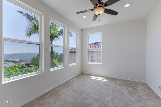 3911 Lilac Canyon Lane, Altadena CA: https://media.crmls.org/mediaz/70810d23-b18e-406b-9606-e99096c513e3.jpg