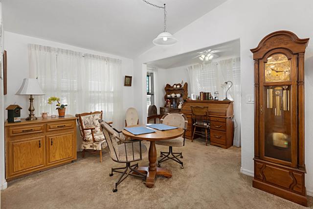 15420 Olde Highway 80, El Cajon CA: https://media.crmls.org/mediaz/70812dc4-b5bd-49c0-8819-d688e24a7b59.jpg