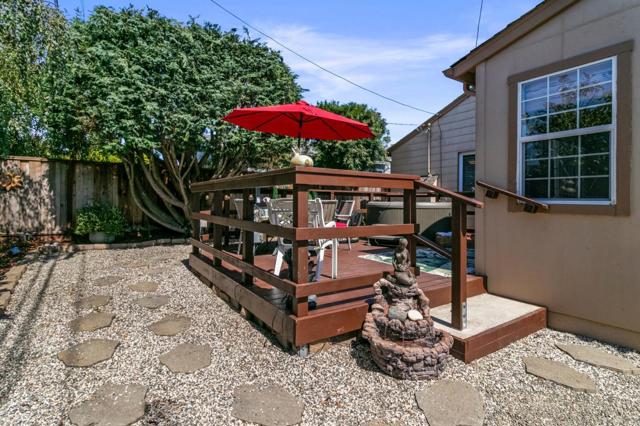 141 Knoll Circle, South San Francisco CA: https://media.crmls.org/mediaz/7082fdff-03b0-485c-a559-c559265c2212.jpg
