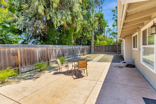 1101 Palamos Avenue, Sunnyvale CA: https://media.crmls.org/mediaz/70847217-b16c-435e-8113-00e25dcde6f1.jpg