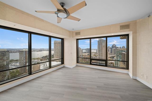 100 Harbor Drive, San Diego CA: https://media.crmls.org/mediaz/7084724c-4bd8-4471-ab16-77b26433b94f.jpg