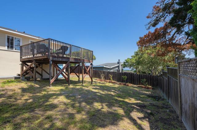 189 Via Gayuba, Monterey CA: https://media.crmls.org/mediaz/7084979d-b7b2-434c-8888-5060d104f93a.jpg