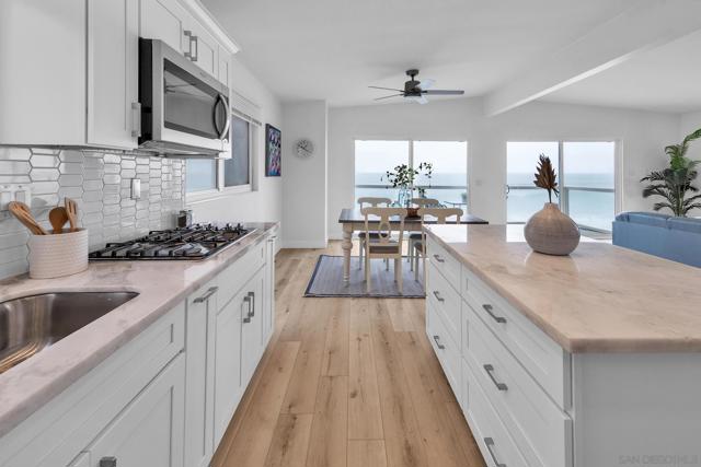 1123 25 S Pacific Street, Oceanside CA: https://media.crmls.org/mediaz/708622e1-acf4-4c6c-bd8c-a8c0999c3de6.jpg