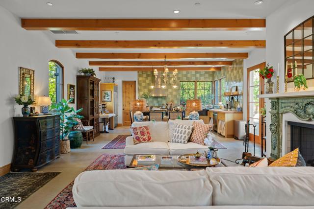 10525 Ojai Santa Paula Road, Ojai CA: https://media.crmls.org/mediaz/70869d4f-b5ce-417e-abdf-e5e63c16fab9.jpg