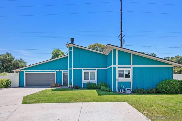 13961 Eastern Street, Poway CA: https://media.crmls.org/mediaz/7086f089-fa75-4b9c-8feb-85f99bd03f78.jpg