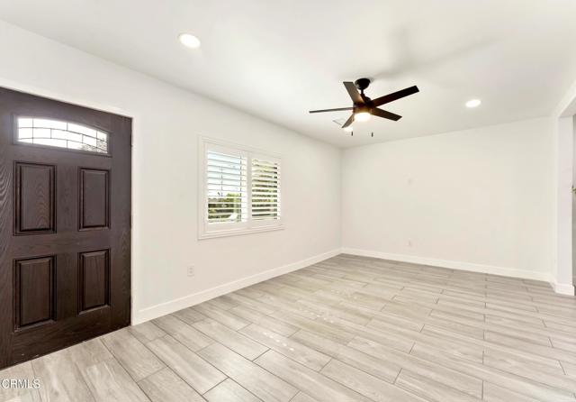 1121 La Puerta Street, Los Angeles CA: https://media.crmls.org/mediaz/70875fd1-06b6-4836-9870-1d9c38ac67dc.jpg